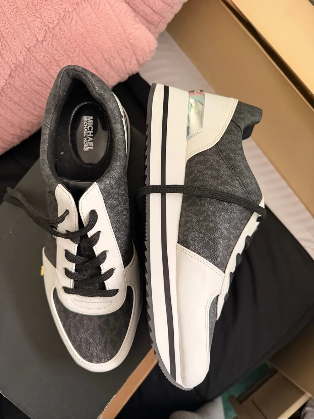 Michael Kors classic michael
